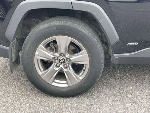 Certified 2023 Toyota RAV4 XLE w/ Convenience Package image 9