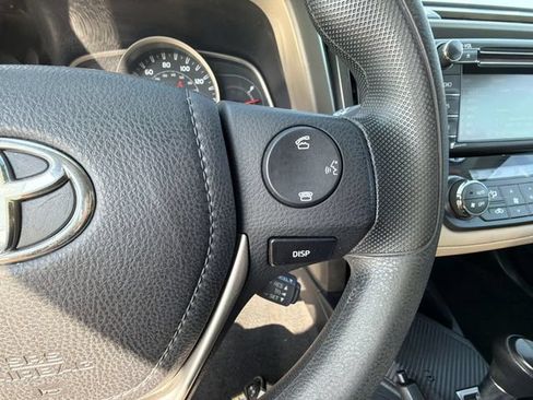 Used 2014 Toyota RAV4 XLE AWD/4WD image 31