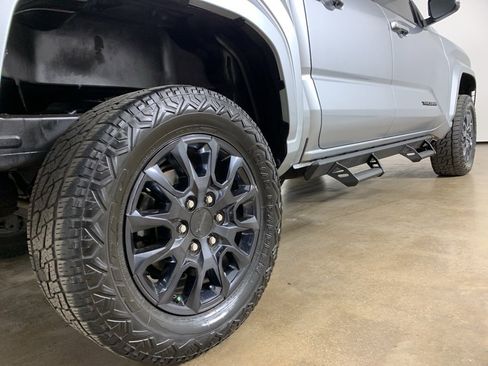 Used 2024 Toyota Tacoma SR5 image 9