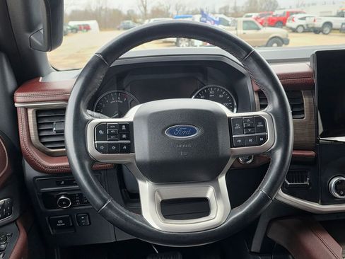 Used 2024 Ford Expedition Limited AWD/4WD image 49