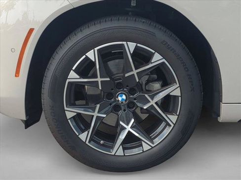 Used 2026 BMW X3 xDrive30i w/ Premium Package AWD/4WD image 9