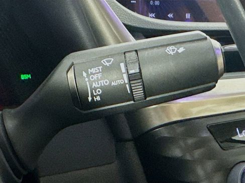 Used 2020 Lexus ES 350 Ultra Luxury w/ Accessory Package 2 FWD image 14