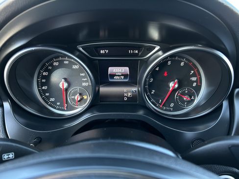 Used 2019 Mercedes-Benz GLA 250 4MATIC image 29