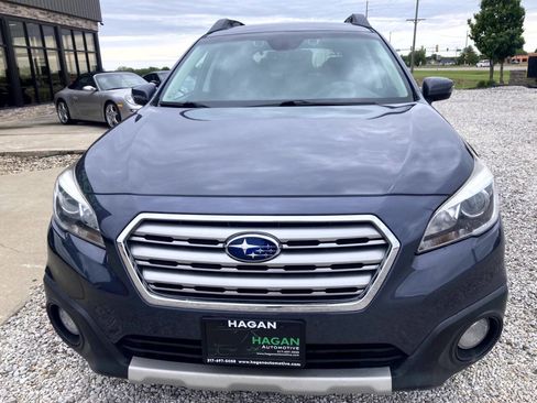 Used 2017 Subaru Outback 2.5i Limited AWD/4WD image 2