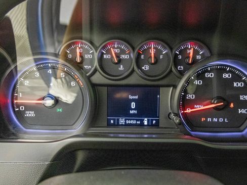 Used 2019 Chevrolet Silverado 1500 Custom Trail Boss w/ Custom Convenience Package AWD/4WD image 33
