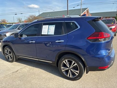 Used 2017 Nissan Rogue SL w/ SL Premium Package image 5