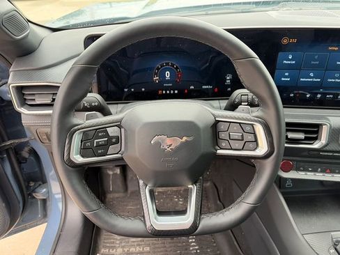 Used 2025 Ford Mustang GT Premium RWD image 18