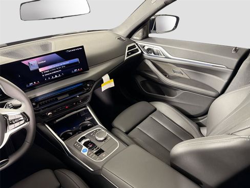 New 2026 BMW i4 eDrive40 w/ Premium Package RWD image 48
