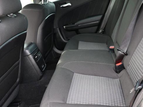 Used 2022 Dodge Charger R/T w/ Blacktop Package image 17