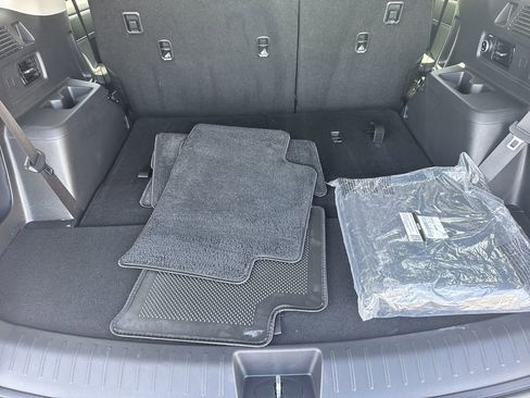 Used 2025 Hyundai Santa Fe SEL image 18