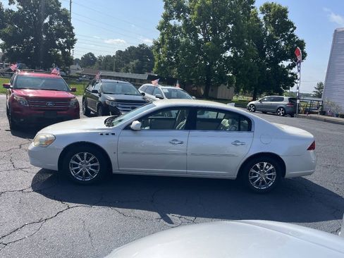 Used 2009 Buick Lucerne CXL FWD image 7