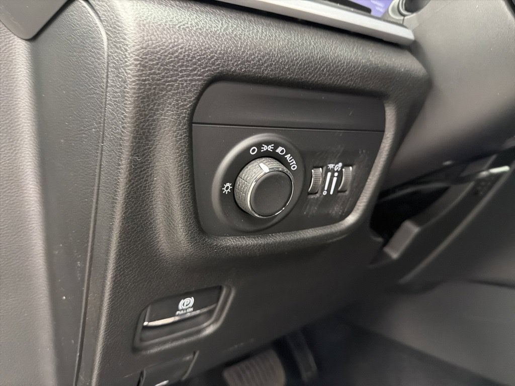 New 2026 Jeep Grand Cherokee Laredo RWD image 16