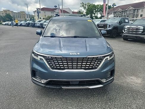 Used 2023 Kia Carnival SX Prestige FWD image 2