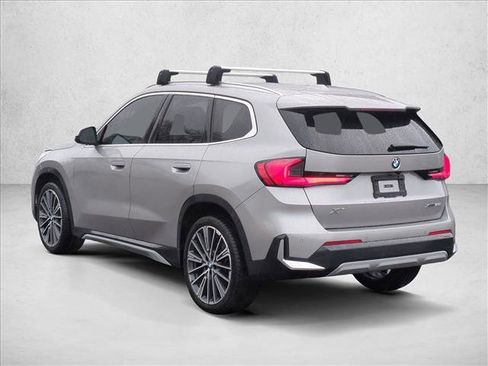 Used 2025 BMW X1 xDrive28i image 9