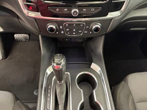 Used 2020 Chevrolet Traverse LT w/ Driver Confidence II Package image 21