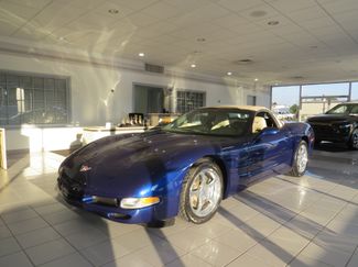 Used 2004 Chevrolet Corvette Convertible w/ Preferred Equipment Group RWD video 1