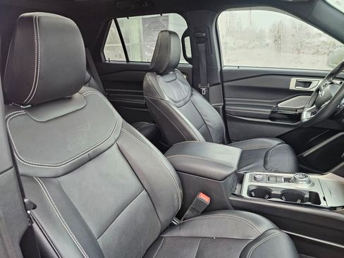 Used 2023 Ford Explorer ST w/ Equipment Group 401A image 12