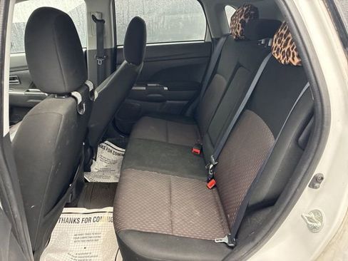 Used 2019 Mitsubishi Outlander Sport ES image 14