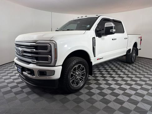 Used 2024 Ford F250 Limited w/ FX4 Off-Road Package AWD/4WD image 7