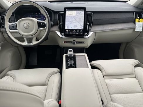 New 2026 Volvo XC90 B6 Ultra w/ Protection Package image 11