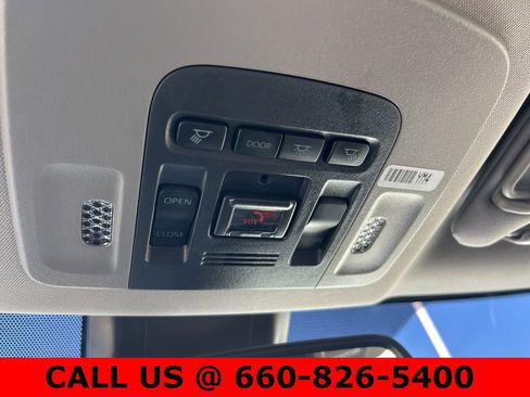 Used 2024 Toyota Camry SE image 15