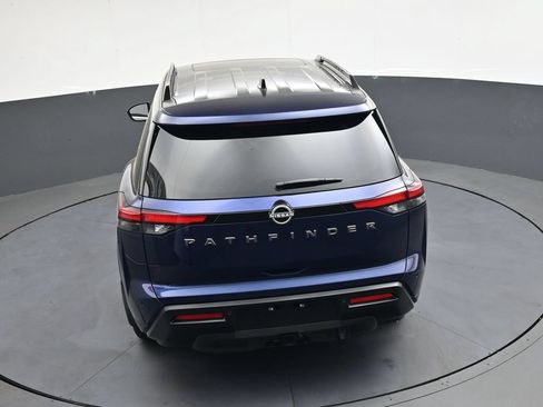 Certified 2026 Nissan Pathfinder SV w/ SV Premium Package FWD image 33