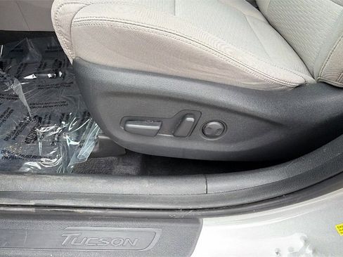 Used 2020 Hyundai Tucson SEL image 18