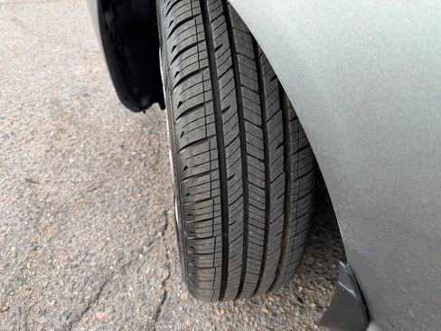 Used 2010 Hyundai Elantra GLS image 10