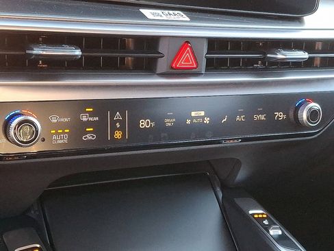 New 2026 Kia Sorento EX AWD/4WD image 10