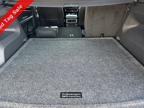 New 2025 Volkswagen Atlas Cross Sport SEL R-Line image 12