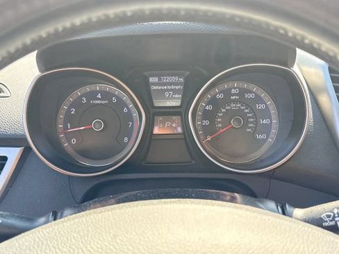Used 2013 Hyundai Elantra GT w/ Touch & Go Pkg FWD image 23