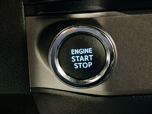 Used 2021 Toyota Tacoma TRD Sport image 24