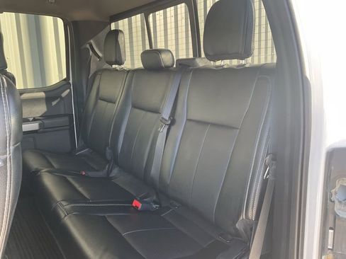 Used 2021 Ford F350 Lariat w/ Chrome Package image 21