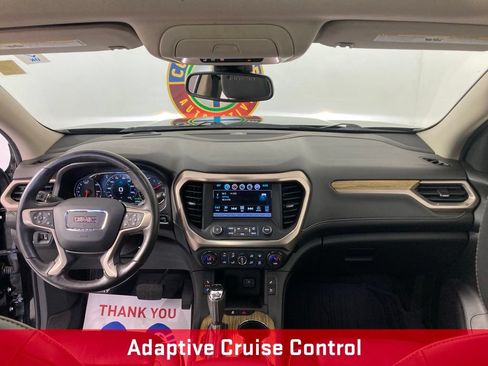 Used 2018 GMC Acadia Denali w/ Technology Package AWD/4WD image 7