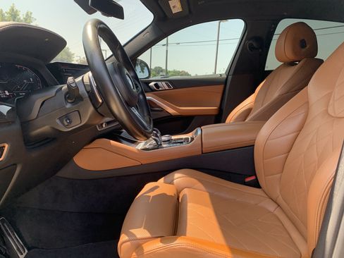Used 2023 BMW X6 xDrive40i w/ M Sport Package AWD/4WD image 16