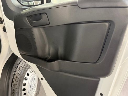 Used 2026 RAM ProMaster 2500 w/ Convenience Group FWD image 31