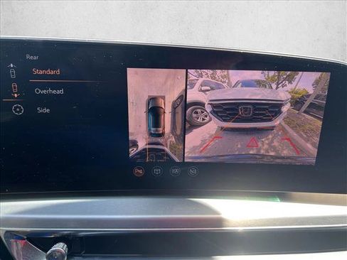 Used 2024 Cadillac Lyriq Sport RWD image 14