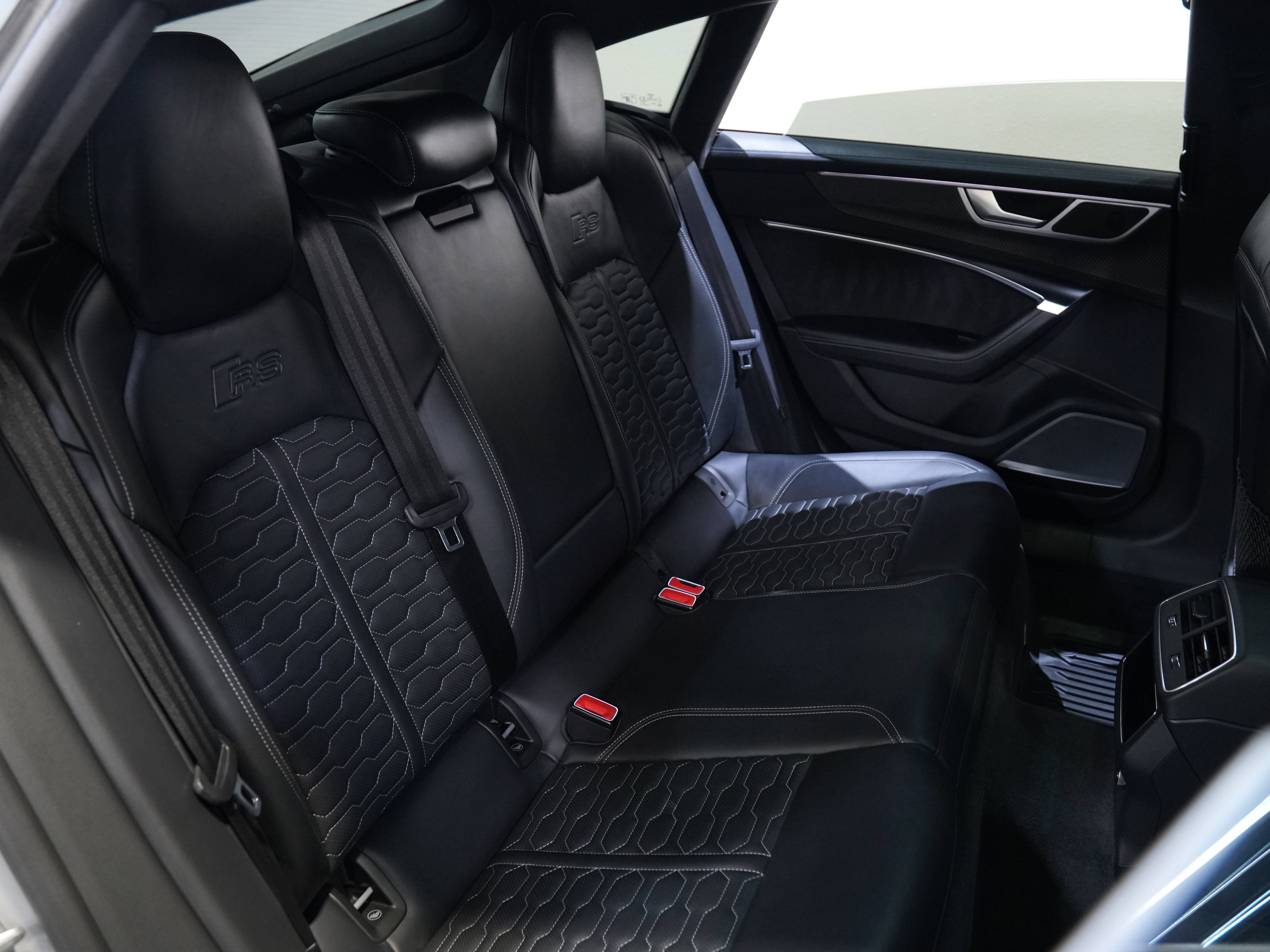 Used 2021 Audi RS 7 Sportback AWD/4WD image 38