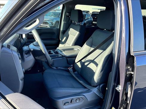 Certified 2023 Chevrolet Silverado 1500 Custom image 17