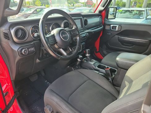 Used 2022 Jeep Wrangler Sport AWD/4WD image 9