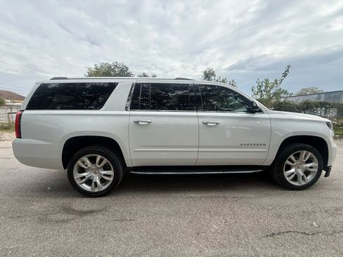Used 2018 Chevrolet Suburban Premier image 8