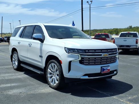 Used 2022 Chevrolet Tahoe Premier w/ Texas Edition RWD image 3