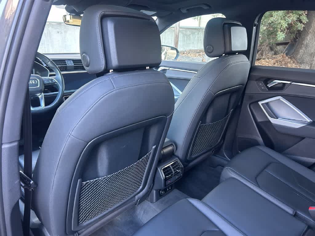 Used 2020 Audi Q3 2.0T Premium Plus w/ Premium Plus Package AWD/4WD image 12