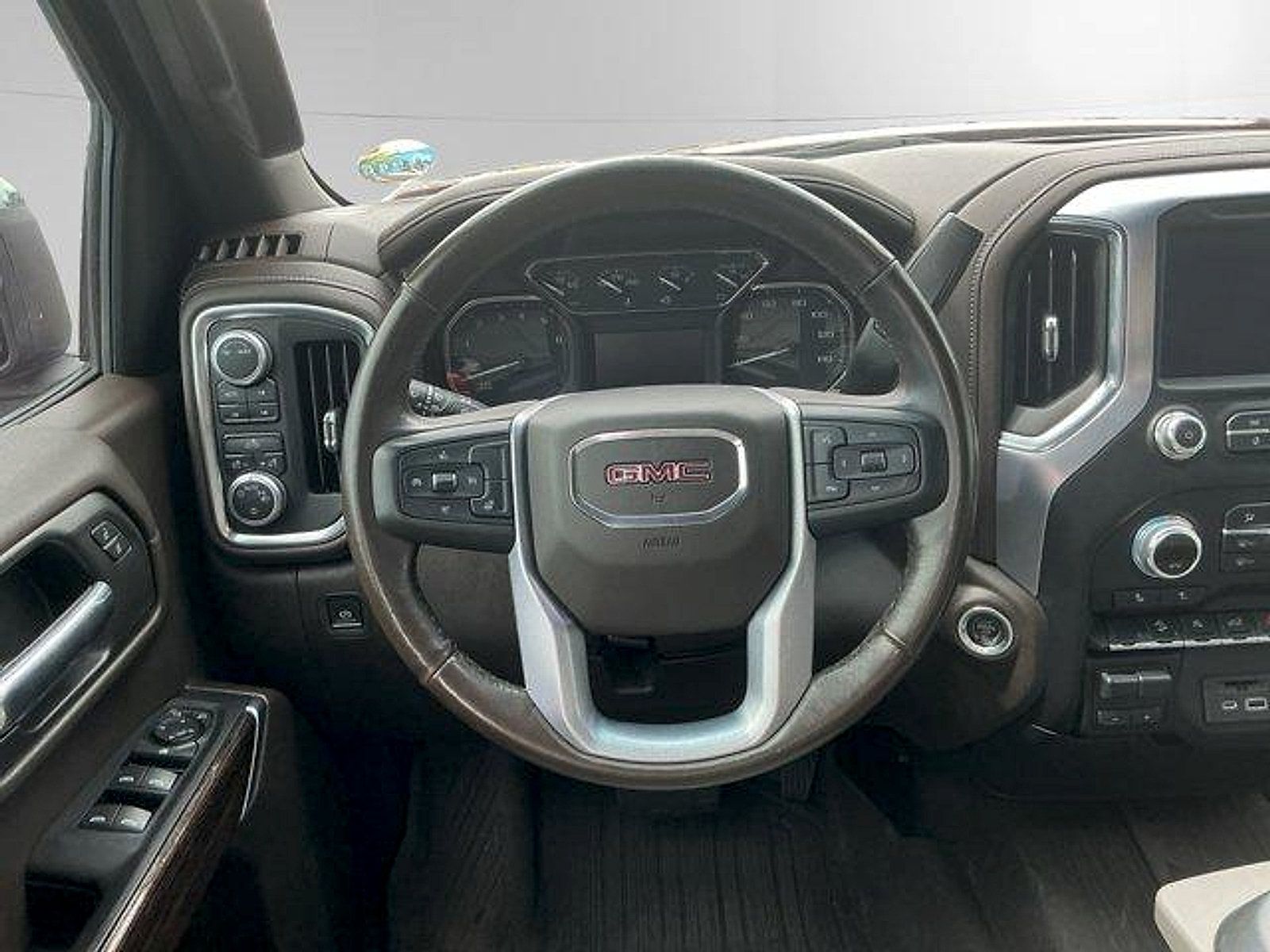 Used 2020 GMC Sierra 1500 SLE w/ SLE Value Package AWD/4WD image 12