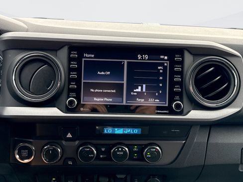 Used 2022 Toyota Tacoma TRD Off-Road image 14