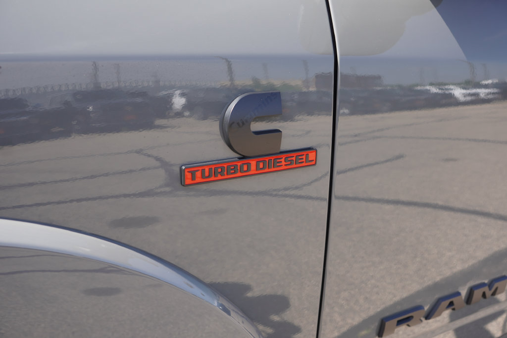 Used 2026 RAM 2500 Limited AWD/4WD image 14
