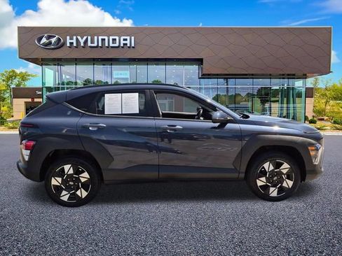 Used 2025 Hyundai Kona SEL AWD/4WD image 5
