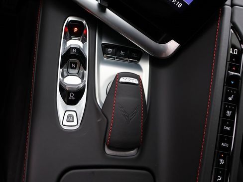 Used 2023 Chevrolet Corvette Stingray Premium Conv w/ Z51 Performance Package image 24