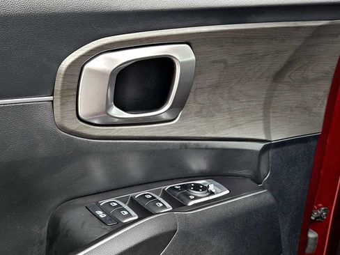 Certified 2024 Kia Sorento X-Line EX AWD/4WD image 30