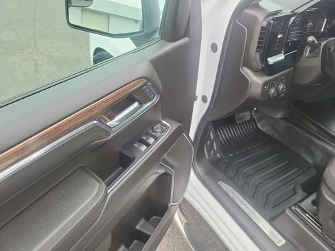 Used 2024 Chevrolet Silverado 1500 LT w/ Work Truck Package image 12